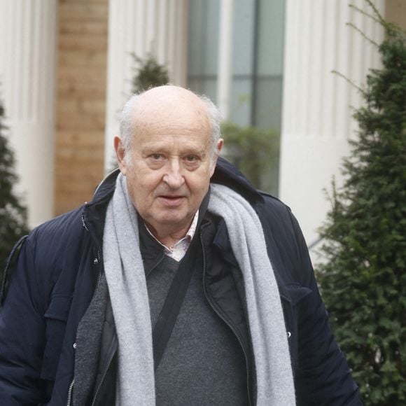 À 77 ans, il reste actif et créatif, avec un nouvel album sorti en 2023 
Michel Jonasz - Arrivées à l'enregistrement de l'émission "Vivement dimanche" au studio Gabriel à Paris, le 28 février 2024, diffusée le 3 mars 2024 sur France 3. © Christophe Clovis / Bestimage