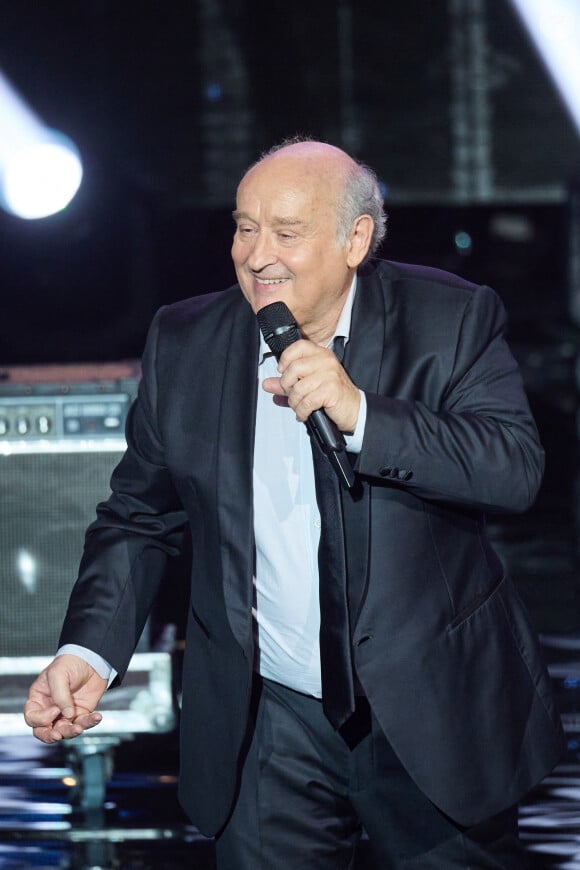 Michel Jonasz - Enregistrement de l'émission "La fête de la Chanson française" à Paris, diffusée le 29 novembre sur France 2. Le 7 novembre 2022 © Cyril Moreau-Veeren / Bestimage