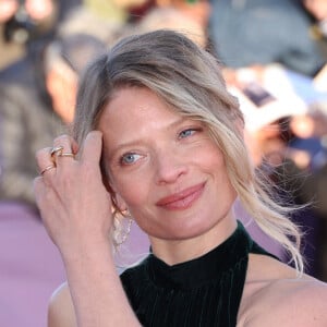 Pluie de stars sur le tapis rouge du festival de Deauville à l'occasion de la projection de "Mégalopolis"
Mélanie Thierry - Arrivées à la projection du film "Megalopolis" lors de la 50ème édition du Festival du Cinéma américain à Deauville. © Denis Guignebourg / Bestimage 