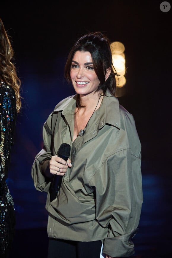 Exclusif - Jenifer Bartoli - Enregistrement de l'émission "La fête de la Chanson française" à Paris, diffusée le 29 novembre sur France 2. Le 7 novembre 2022 © Cyril Moreau-Veeren / Bestimage