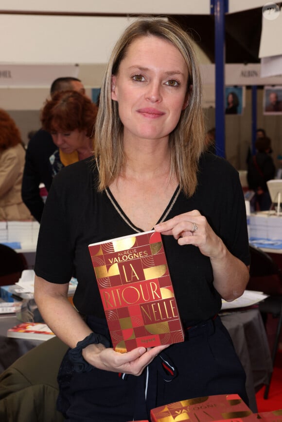 Aurélie Valognes - Personnalités à la 40ème Foire du Livre à la Halle George Brassens de Brive-la-Gaillarde. Le 4 novembre 2022 © Jean-Marc Lhomer / Bestimage