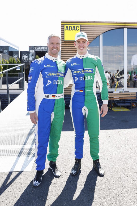 Ralf et David Schumacher (D), frère et neveu de M.Schumacher, lors de la coupe Prototype sur le Circuit automobile de Nürburg (Allemagne), le 16 août 2024. 