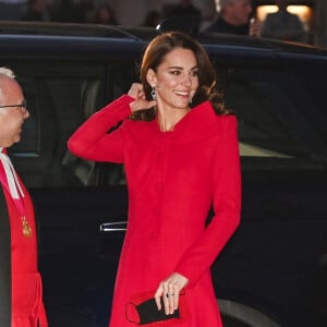 Le prince William, duc de Cambridge, et Catherine (Kate) Middleton, duchesse de Cambridge, assistent au service de chant communautaire Together At Christmas à l'abbaye de Westminster, à Londrtes, Royaume Uni, le 8 décembre 2021. 