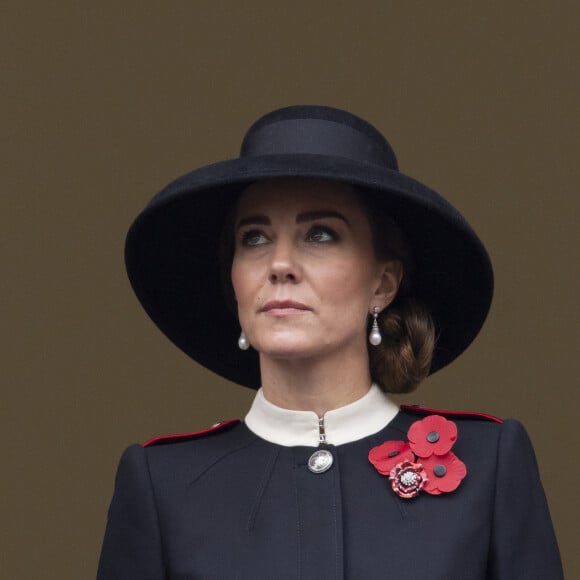 Dans la vidéo d'annonce de la fin de sa chimio, Kate Middleton met en avant William, les enfants mais aussi ses parents Carole et Michael Middleton
Catherine Kate Middleton, duchesse de Cambridge - La famille royale d'Angleterre sans la reine et la classe politique anglaise participent au 'Remembrance Day', une cérémonie d'hommage à tous ceux qui sont battus pour la Grande-Bretagne, au Cenopath à Whitehall, Londres le 14 novembre 2021. 