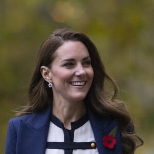 Kate Middleton, duchesse de Cambridge, assiste à l'ouverture de deux nouvelles galeries au musée de la guerre à Londres, le 10 novembre 2021. 