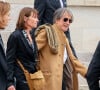 Jacques Dutronc n'a pas été revu depuis les obsèques de la mère de son fils Thomas, l'éternelle Françoise Hardy
Jacques Dutronc et sa compagne Sylvie Duval - Sortie des obsèques de l'auteure-compositrice-interprète et actrice française Françoise Hardy au crématorium du cimetière du Père-Lachaise à Paris, France © Jacovides-Moreau/Bestimage