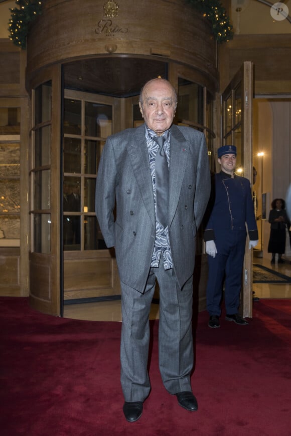 Mohamed Al-Fayed - Photocall lors du deuxième défilé Chanel "Métiers d'Art" au Ritz à Paris, France, le 6 décembre 2016. Cette collection destinée à mettre en valeur le précieux savoir-faire des ateliers Chanel (bottier, plisseur, plumassier, brodeur, ...) donne lieu depuis 2002 à un défilé au mois de décembre. Karl Lagerfeld choisit chaque année un lieu lié à l'histoire de mademoiselle Chanel. Gabrielle Chanel (Coco) a loué à partir de 1937 une suite au troisième étage du Ritz. © Olivier Borde/Bestimage 