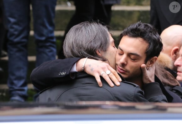 Roman de Kermadec (Fils de Kate Barry) - Sortie des obseques de Kate Barry en l'eglise Saint-Roch a Paris. Le 19 decembre 2013 