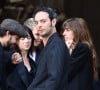 Notamment lors des obsèques de son illustre génitrice, ou celles de sa grand-mère Jane Birkin dont il était très proche.
Marlowe (fils de Lou Doillon), Ben Attal, Charlotte Gainsbourg,, Lou Doillon, Roman de Kermadec (fils de Kate Barry) - Arrivées des célébrités aux obsèques de Jane Birkin en l'église Saint-Roch à Paris. Le 24 juillet 2023 © Jacovides-KD Niko / Bestimage 