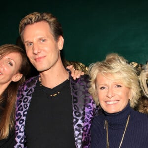 Exclusif - Caroline Renou et son mari François-Xavier Renou, Sophie Davant, Caroline Margeridon - Caroline Margeridon fête son 56ème anniversaire au restaurant "Manko" à Paris le 29 septembre 2022. © Philippe Baldini/Bestimage 