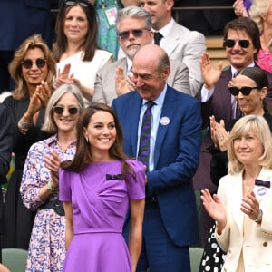 Catherine (Kate) Middleton avec la princesse Charlotte et Pippa Middleton dans les tribunes de la finale du tournoi de Wimbledon 2024, le 14 juillet 2024. 