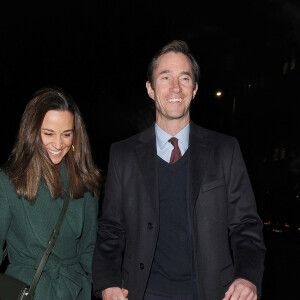 Pippa Middleton et son mari James Matthews se rendent à l'église St-Luke à Londres, le 4 décembre 2019. 