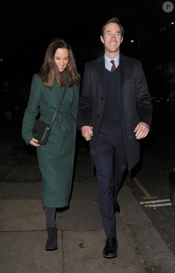 Pippa Middleton et son mari James Matthews se rendent à l'église St-Luke à Londres, le 4 décembre 2019. 