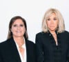 La Première dame s'est rendue à la Fashion Week de Paris mardi 24 septembre 2024
Jean Arnault, Bernard Arnault, la reine Sonja de Norvege, Maria Grazia Chiuri, Brigitte Macron et Delphine Arnault posent Backstage à la suite du Défilé Dior, Collection Prêt-à-porter Printemps / Eté 2025 dans le cadre de la Fashion Week de Paris, France, le 24 Septembre 2024. © Bertrand Rindoff / Bestimage