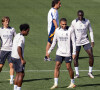 Les clauses de mariage folles d'une star du Real Madrid
 
Luka Modric, Endrick, Kylian Mbappe pendant l'entraînement du Real Madrid. © Alberto Gardin/IPA via ZUMA Press/Bestimage