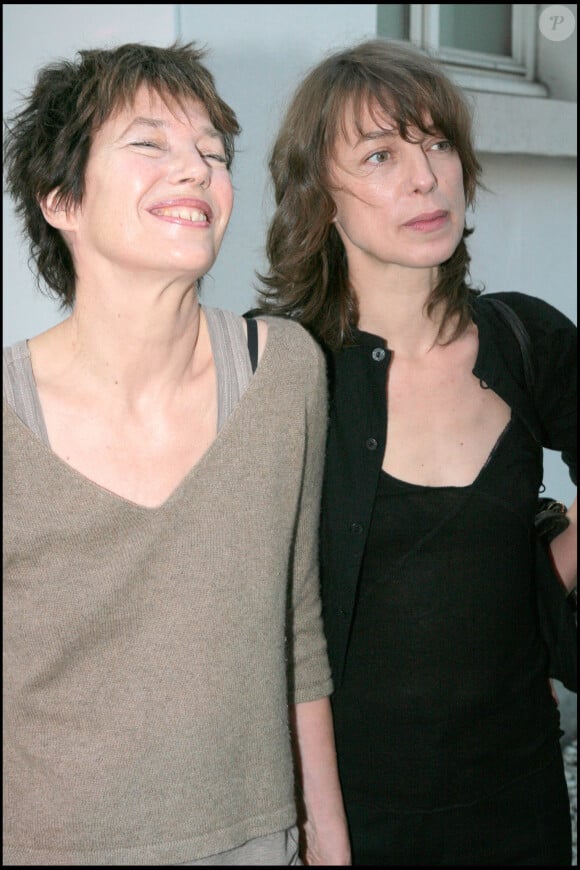 Jane Birkin co-égérie de la saison avec sa fille Kate Barry, photograpge de la saison - soirée de lancement des collections Hiver 2007 de la redoute à Paris au Couvent des Recollets.