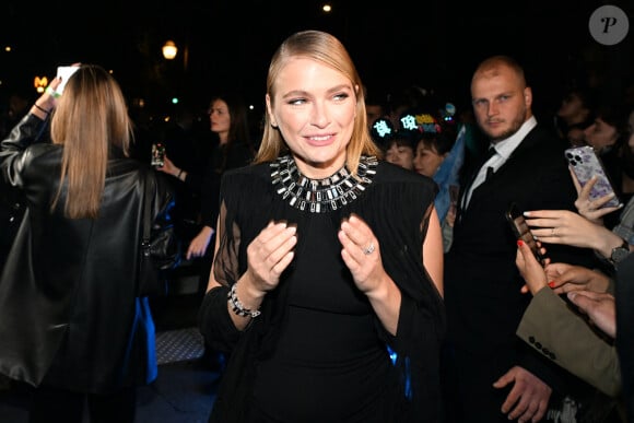 Camille Razat - Arrivées au défilé Messika High Jewelry show 2024 Midnight Sun Opus II à Paris en marge de la fashion week le 26 septembre 2024. 