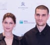 Côté vie privée, elle partage la vie de l'acteur Louis Garrel depuis presque dix ans
Laetitia Casta et son mari Louis Garrel au photocall du film "L'Homme Fidèle" à Rome, Italie, le 5 avril 2019. 