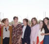 La production s'explique sur ce départ précipité.
Sylvie Flepp, Anne Decis, Elodie Varlet, Léa François, Cécilia Hornus, , Lola Marois, Marie Mallia, Eleonore Sarrazin, Marie Réache, , Caroline Riou, Horya Benabet PLUS BELLE LA VIE Le festival de fiction TV de La Rochelle samedi 17 septembre 2022. © Christophe Aubert via Bestimage