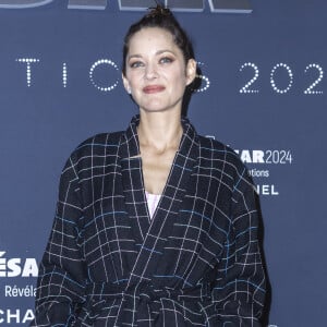 L'occasion de s'intéresser à l'actrice 
Marion Cotillard au photocall du dîner César Révélations 2024 à L'Élysée Montmartre à Paris le 15 janvier 2024. © Olivier Borde / Bestimage 