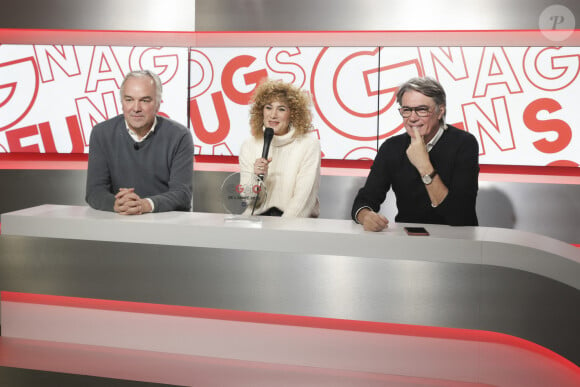 Un talk-show également diffusé à la télévision sur RMC Story avec les deux présentateurs stars de l'émission : Alain Marschall et Olivier Truchot.
Exclusif - Alain Marschall, Abnousse Shalmani (Lauréate), Olivier Truchot - Remise du trophée Grandes Gueules Moyen Orient pendant l'émission éponyme présentée par B.Petrover en duplex depuis Tel Aviv à Paris le 15 décembre 2022 - © Jack Tribeca / Bestimage