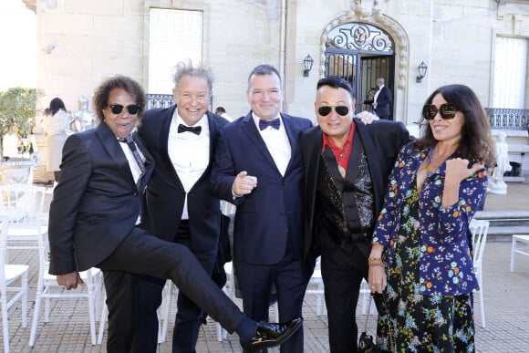 Exclusif - Patrick Jean Baptiste, Christian Lebon et son compagnon Anthony, Ted Sanders avec sa femme - Mariage de Francky Vincent et Aziza El Batri dans leur domaine de Sinceny dans l'Aisne le 28 septembre 2024. © Cédric Perrin / Bestimage 