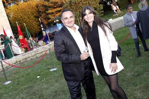 Exclusif - Laurent Amar et la Chanteuse Saka - Mariage de Francky Vincent et Aziza El Batri dans leur domaine de Sinceny dans l'Aisne le 28 septembre 2024. © Cédric Perrin / Bestimage 