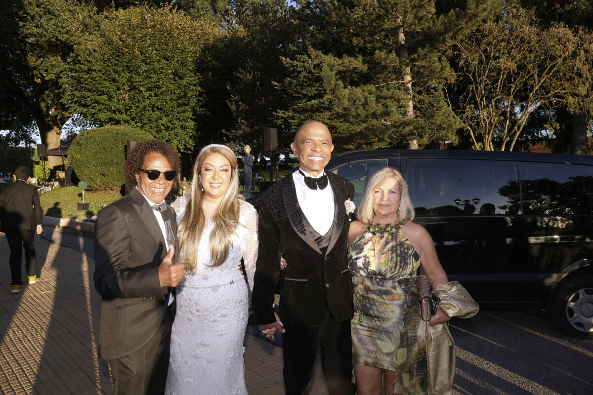 Photo : Exclusif - Francky Vincent Avec sa femme Aziza et Patrick Jean ...
