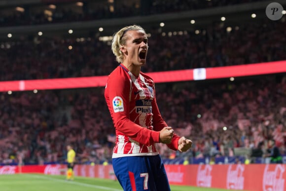 Antoine Griezmann, avec son club de Atletico de Madrid, premier buteur au tout nouveau stade Wanda Metropolitano lors du match contre Malaga à Madrid le 16 septembre 2017.