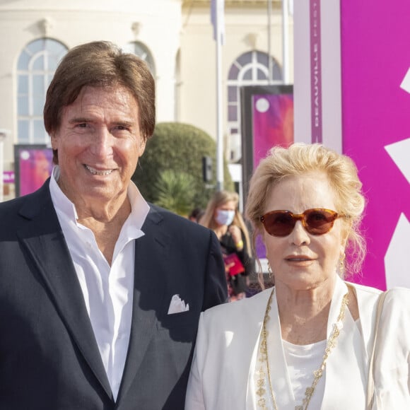 Sylvie Vartan et Tony Scotti à la première du film "Les choses humaines" lors de la 47éme édition du Festival du Cinéma Américain de Deauville le 11 septembre 2021