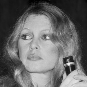 Brigitte Bardot en conférence de presse pour la protection des animaux, pour faire cesser le massacre des bébés phoques. © Jean-Claude Woestelandt / Bestimage 