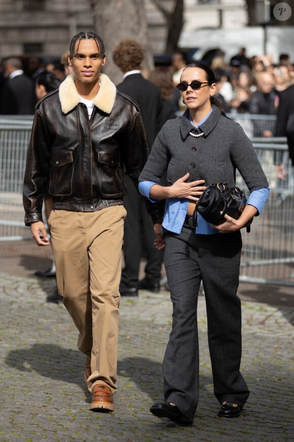 PFW - Alexandre Coste et Pauline Ducruet sont arrivés au défilé Miu Miu lors du défilé Womenswear printemps-été 2025 dans le cadre de la semaine de la mode de Paris le 01 octobre 2024 à Paris, France. Photo by Nasser Berzane/ABACAPRESS.COM