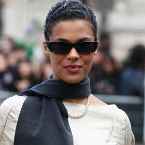 Tout comme Tina Kunakey
Tina Kunakey - Arrivées au défilé de mode Femmes printemps-été 2025 "Miu Miu" lors de la fashion week de Paris. Le 1er octobre 2024 © Christophe Clovis / Bestimage 