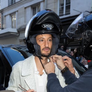 Pierre Niney au défilé Lacoste prêt à porter printemps / été 2025 lors de la fashion week à Paris le 1er octobre 2024. © Jeremy Melloul / Bestimage