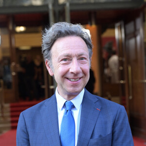 Stéphane Bern arrivant au "Concerto pour la Paix" organisé par Omar Harfouch au Théâtre des Champs Élysées à Paris, France, le 18 Septembre 2024. © Rachid Bellak / Bestimage