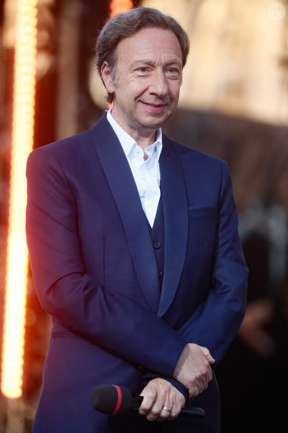 Stéphane Bern - "Concert de Paris" sur le parvis de l'hôtel de ville de Paris retransmis en direct sur France 2 et sur France Inter, Paris le 14 juillet 2024. © Christophe Clovis - Pierre Perusseau / Bestimage