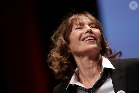 La chanteuse et actrice acquiert avec le père de Charlotte un presbytère dans le Calvados dans les années 1970. 
Jane Birkin - Remise du prix Lumière à Martin Scorsese lors du festival Lumière 2015 (Grand Lyon Film Festival) à Lyon. Le 16 octobre 2015 