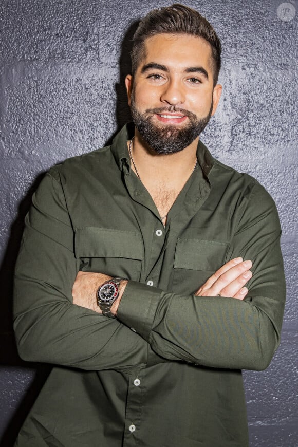 Kendji Girac - Backstage de l'enregistrement de l'émission "On est presque en direct" (OEED), présentée par L.Ruquier, et diffusée sur France 2 le 28 novembre 2020 © Jack Tribeca / Bestimage 