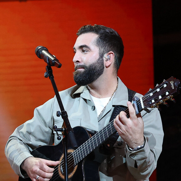 Une tournée à travers la France est prévue pour 2026
Vianney et Kendji Girac - Les personnalités se mobilisent lors de la 37ème édition du Téléthon sur le plateau de France 2, avec pour parrain Vianney. Coadic Guirec / Bestimage