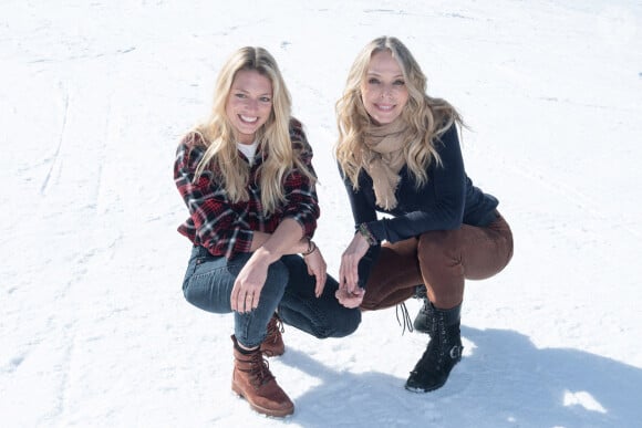 Aurore Delplace et Tonya Kinzinger assistent au Photocall de la serie Un Si Grand Soleil lors du 22e Festival des Creations Televisuelles de Luchon a Luchon, France le 08 Fevrier 2020.