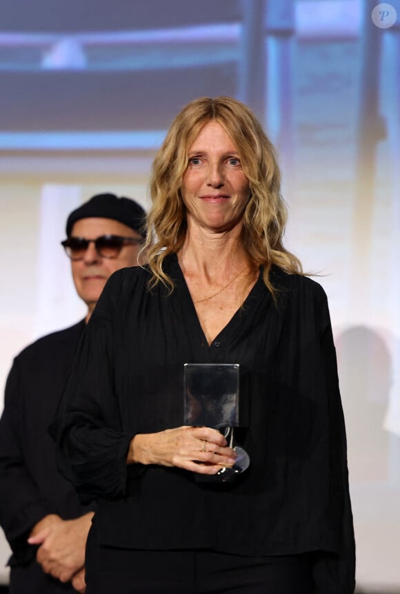 Sandrine Kiberlain lors de la soirée de clôture de la 6ème édition du festival Cinéroman à Nice, France, le 5 octobre 2024./ © Bebert-Jacovides/Bestimage