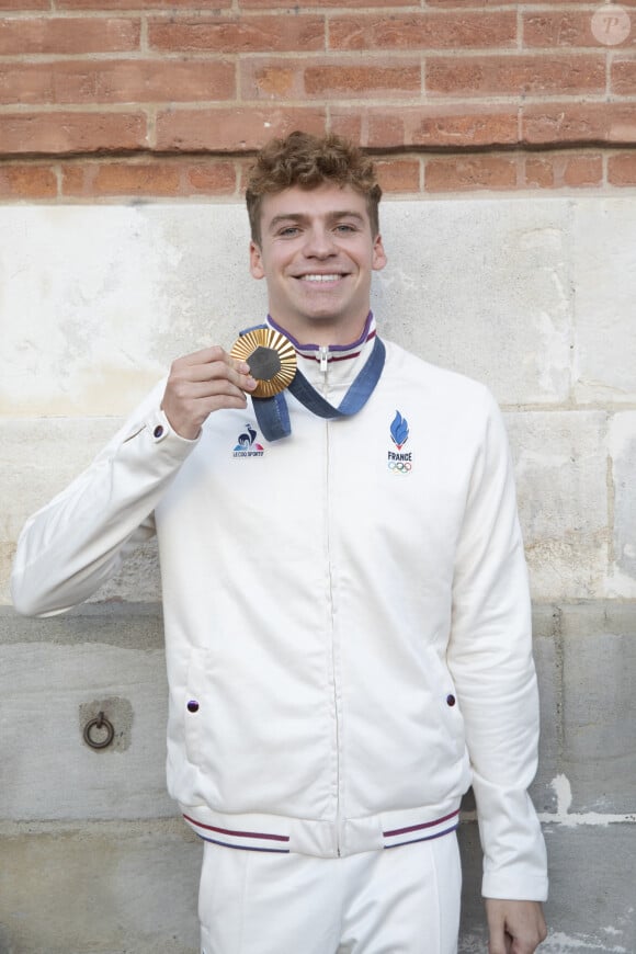 Léon Marchand - Les Toulousains ont accueilli avec ferveur les athlètes de la Ville rose et de ses alentours, après leur performance aux Jeux Olympiques de Paris 2024 sur la place du Capitole le 18 septembre 2024. © Frédéric Maligne/Bestimage