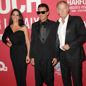 Danièle Dubosc, Omar Harfouch et Franck Dubosc au photocall du "concerto pour la paix" de Omar Harfouch au Théâtre des Champs-Elysées à Paris le 18 septembre 2024. © Coadic Guirec / Bestimage