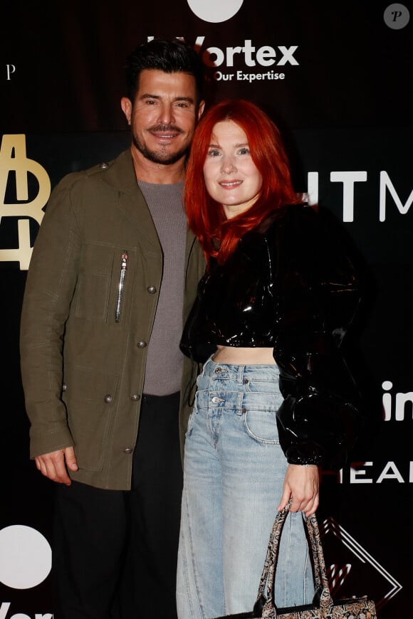 Exclusif - Vincent Niclo, Adeline Tonuitti - Photocall de la soirée de Magali Berdah au théâtre Mogador à Paris le 8 octobre 2024.  © Marc Ausset-Lacroix/Christophe Clovis/Bestimage