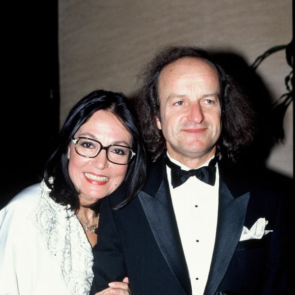 Archives : Nana Mouskouri et son mari André Chapelle