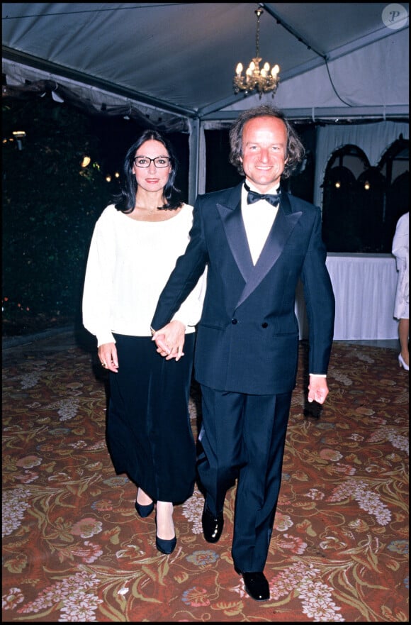 Archives : Nana Mouskouri et son mari André Chapelle