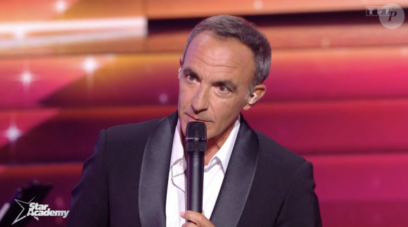 Reprenant son sérieux, le papa d'Agathe et d'Andréas explique : "Excusez moi, excusez moi, non non, pour moi il n'y a qu'une saison et ça s'appelle la Star Academy 
Star Academy, TF1