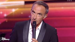 Star Academy : Nikos Aliagas fait une boulette en plein direct, un candidat le reprend et provoque l'hilarité générale