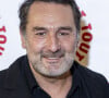 Propriétaire d'une magnifique propriété à la pointe du Cap Ferret selon "Nouvel Obs", Gilles Lellouche a un voisin qui n'est pas des plus commodes.
Gilles Lellouche au photocall des invités au dîner de gala de l'association "Un rien c'est tout" au musée de l'armée aux Invalides à Paris