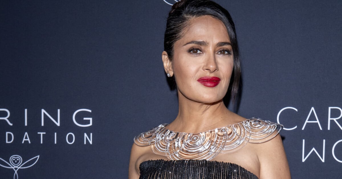 Salma Hayek made a symbolic gesture to the famous ex-son of France’s Marie